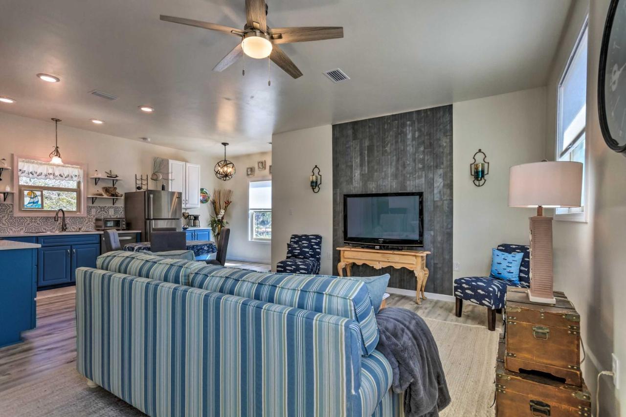 East Bay Vacation Rental With Dock! Navarre Buitenkant foto