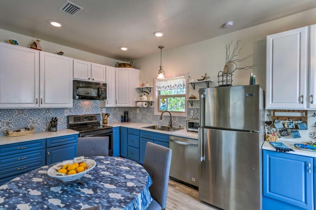 East Bay Vacation Rental With Dock! Navarre Buitenkant foto