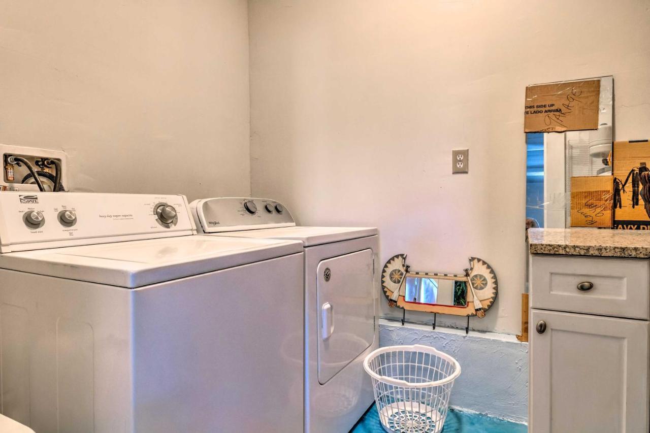 East Bay Vacation Rental With Dock! Navarre Buitenkant foto